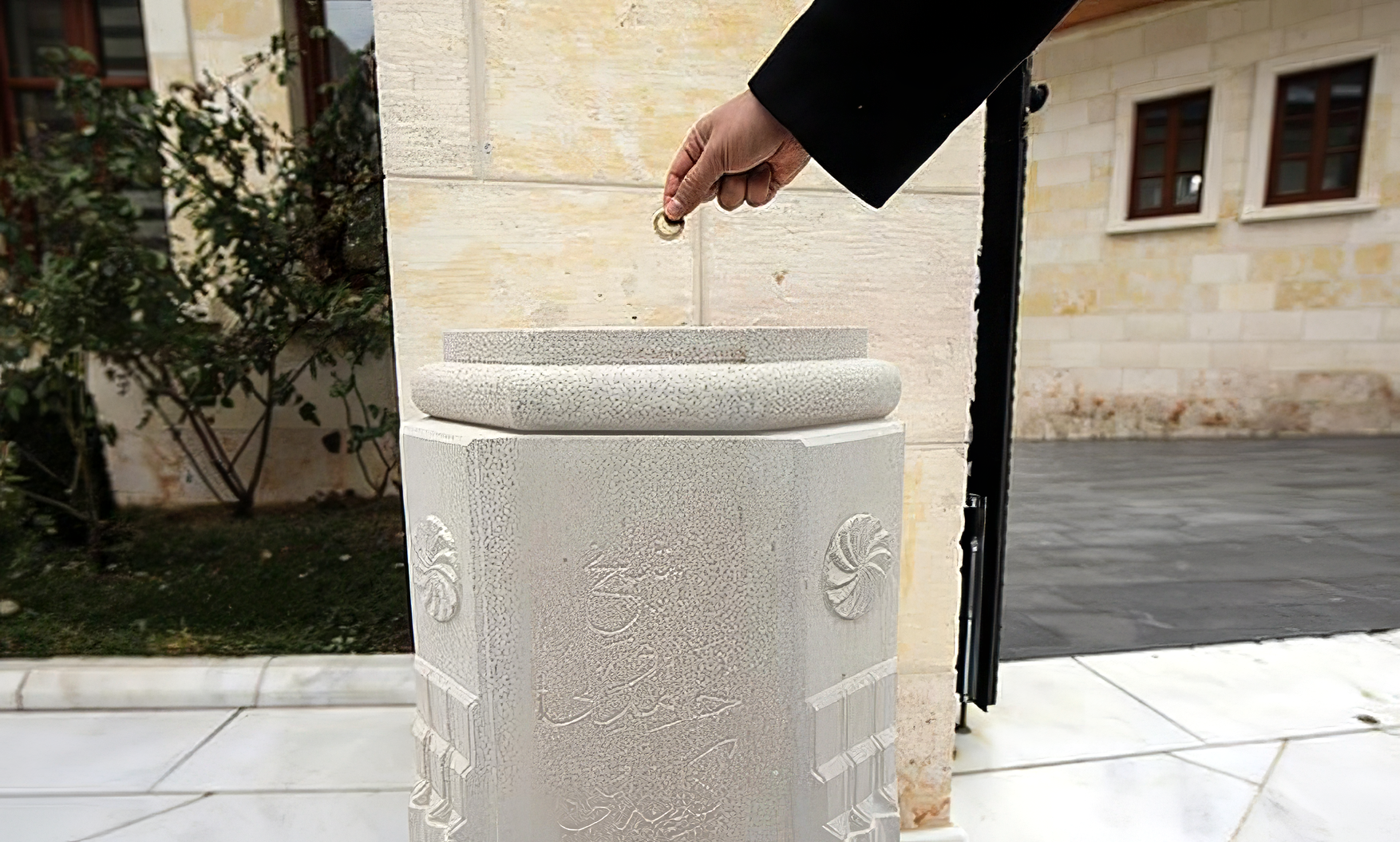 İyiliğin Sessiz Hâli: Sadaka Taşları